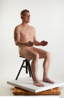 Steve Q 1 nude sitting whole body 0014.jpg